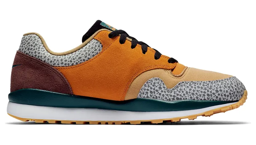 nike-air-safari AO3298-800
