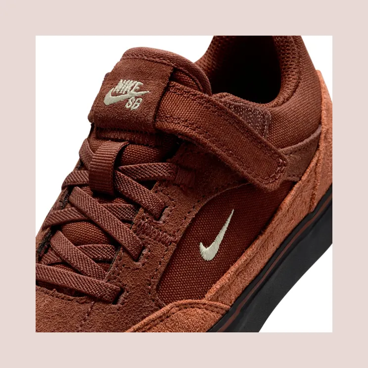 nike-malor HF1206-200