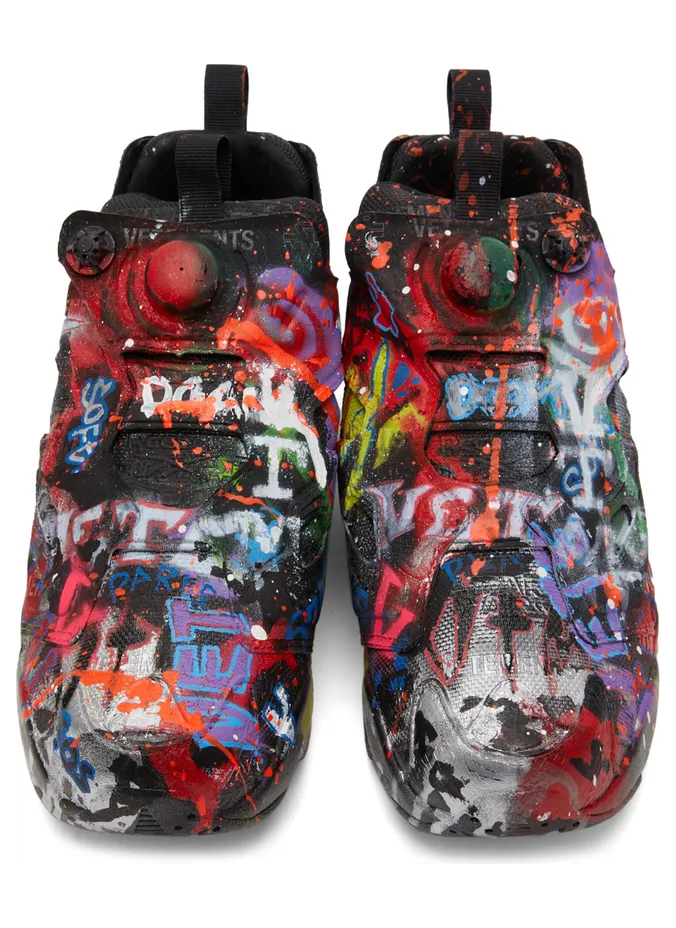 VETEMENTS Black Reebok Edition STAR WARS Graffiti Instapump Fury Sneakers (UE52SN200B) (5)