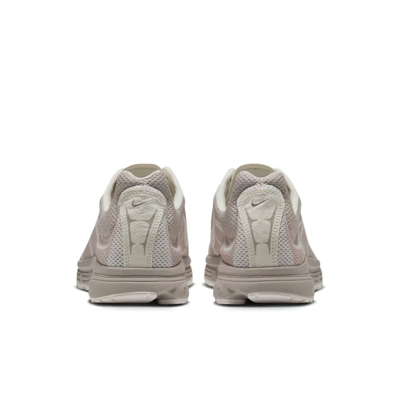 Nike Zoom Streak 3 “Cream II/Sail” (IQ8020-200)