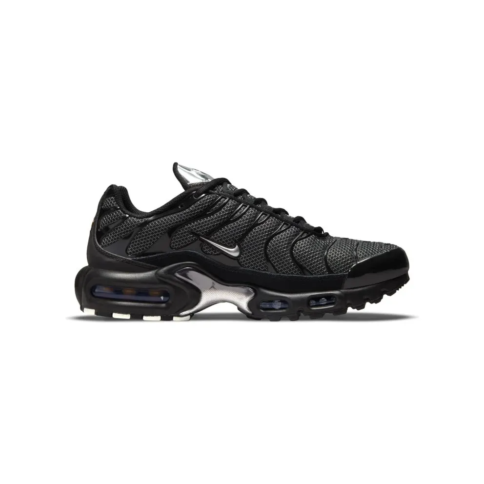 Nike Air Max Plus Black Suede Silver (W) (DQ0850-001)
