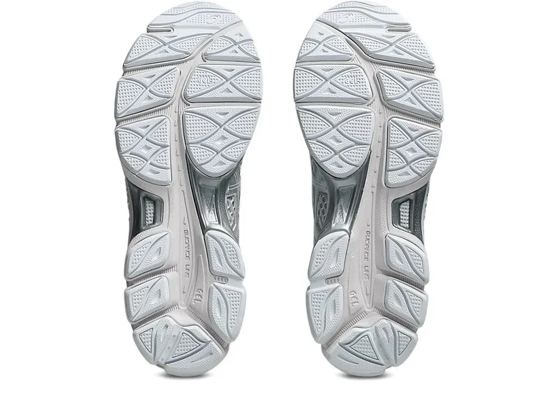 ASICS GEL-CUMULUS 16 “Glacier Grey / Pure Silver” (1203A733-024)