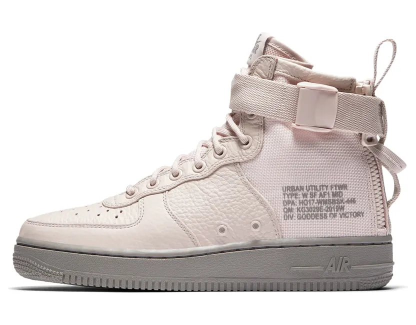 Nike SF Air Force 1 Mid Silt Red (W)