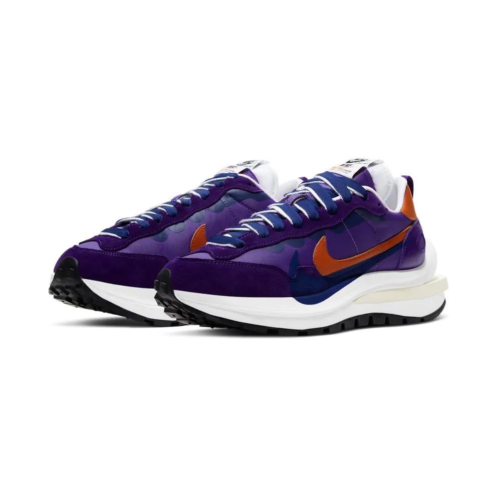Nike x sacai Vaporwaffle Dark Iris (2021) – “Dark Iris / Campfire Orange / White” (DD1875-500)