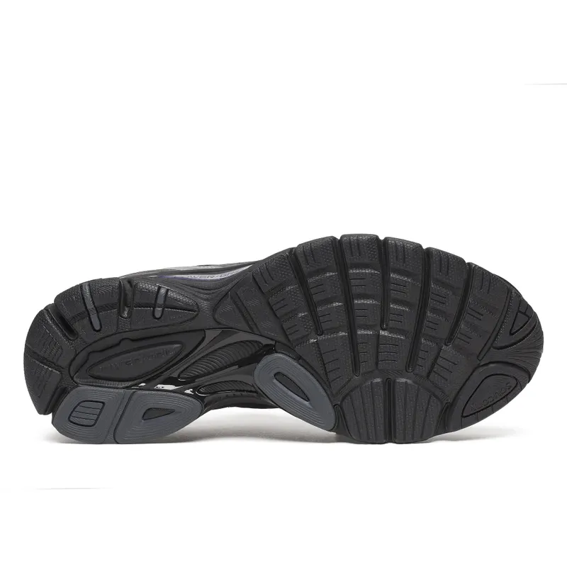 SAUCONY ProGrid Guide 7 “Black / Silver” (S70936-16)