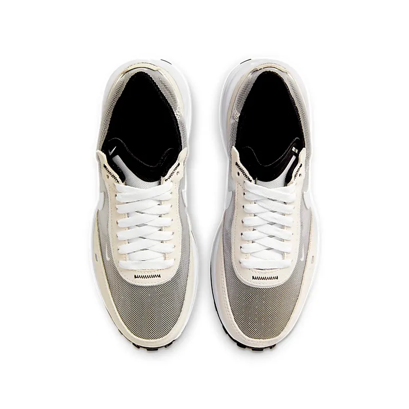 Nike Waffle One Older Kids’ White (DC0481-100)