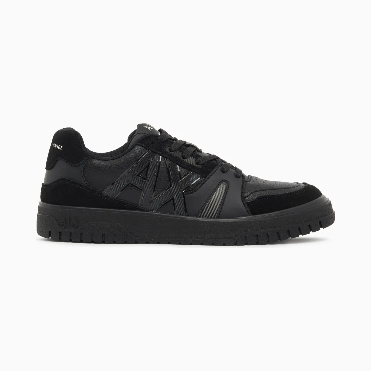 Armani Split Leather And Suede (XM003609-AF29100-UC001)