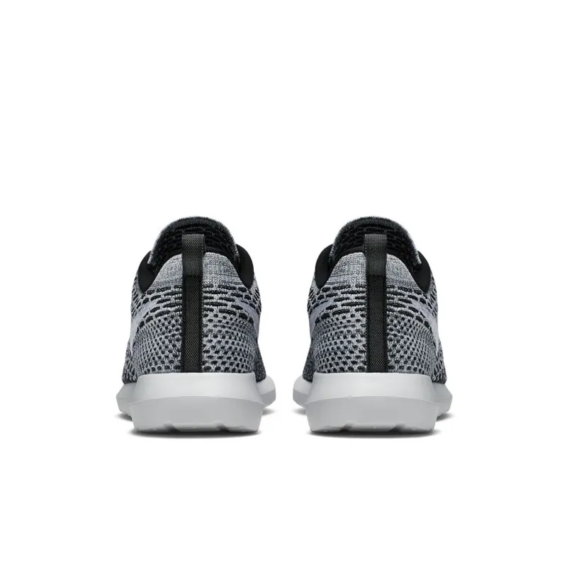 Nike Roshe Run Flyknit Black White Black/White-Dark Grey (677243-008)