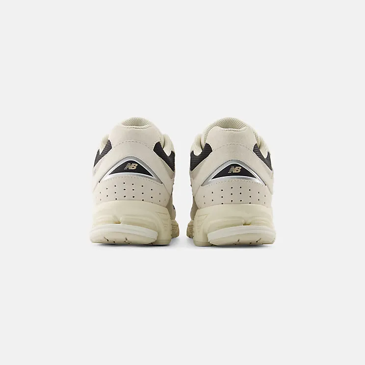 new-balance-2002r U2002RN