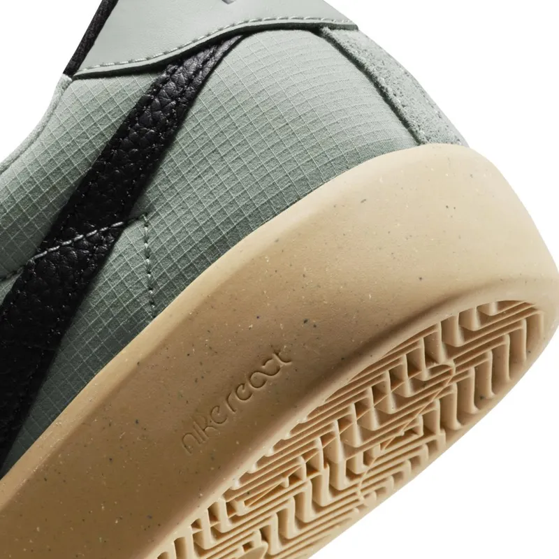 nike-sb CJ1661-300