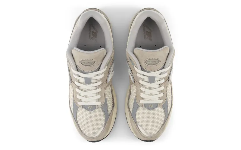 New Balance 2002R “Arid Stone Linen” (U2002RRD)