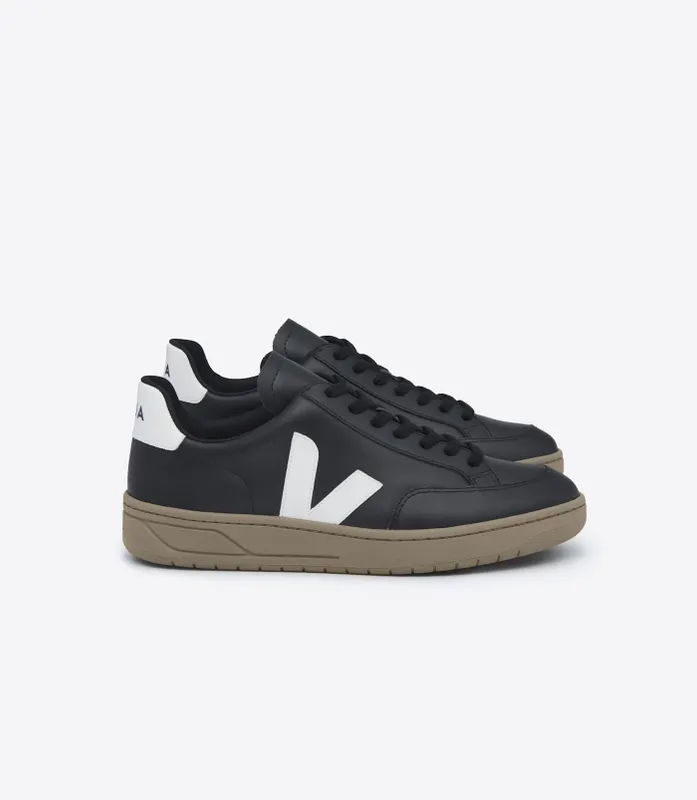 Veja V-12 Leather (XD0203638B)