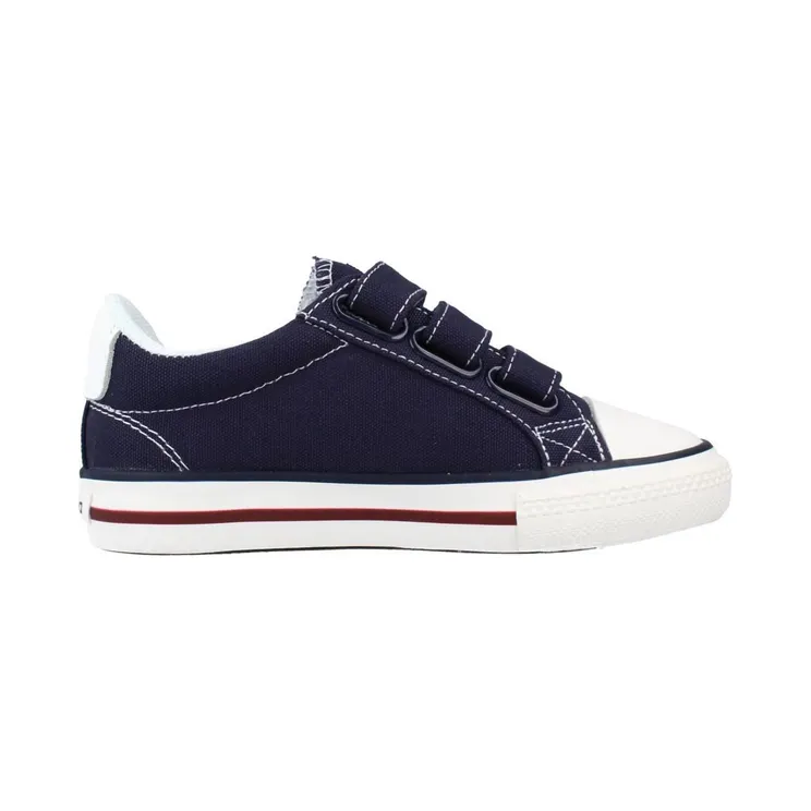 Victoria Blue (106516330)