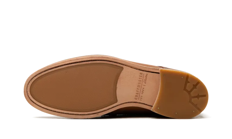 Clarks Oliver Lace “Tan Leather” (26147800)