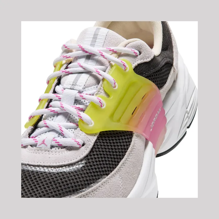 air-jordan-trunner IX3524-101