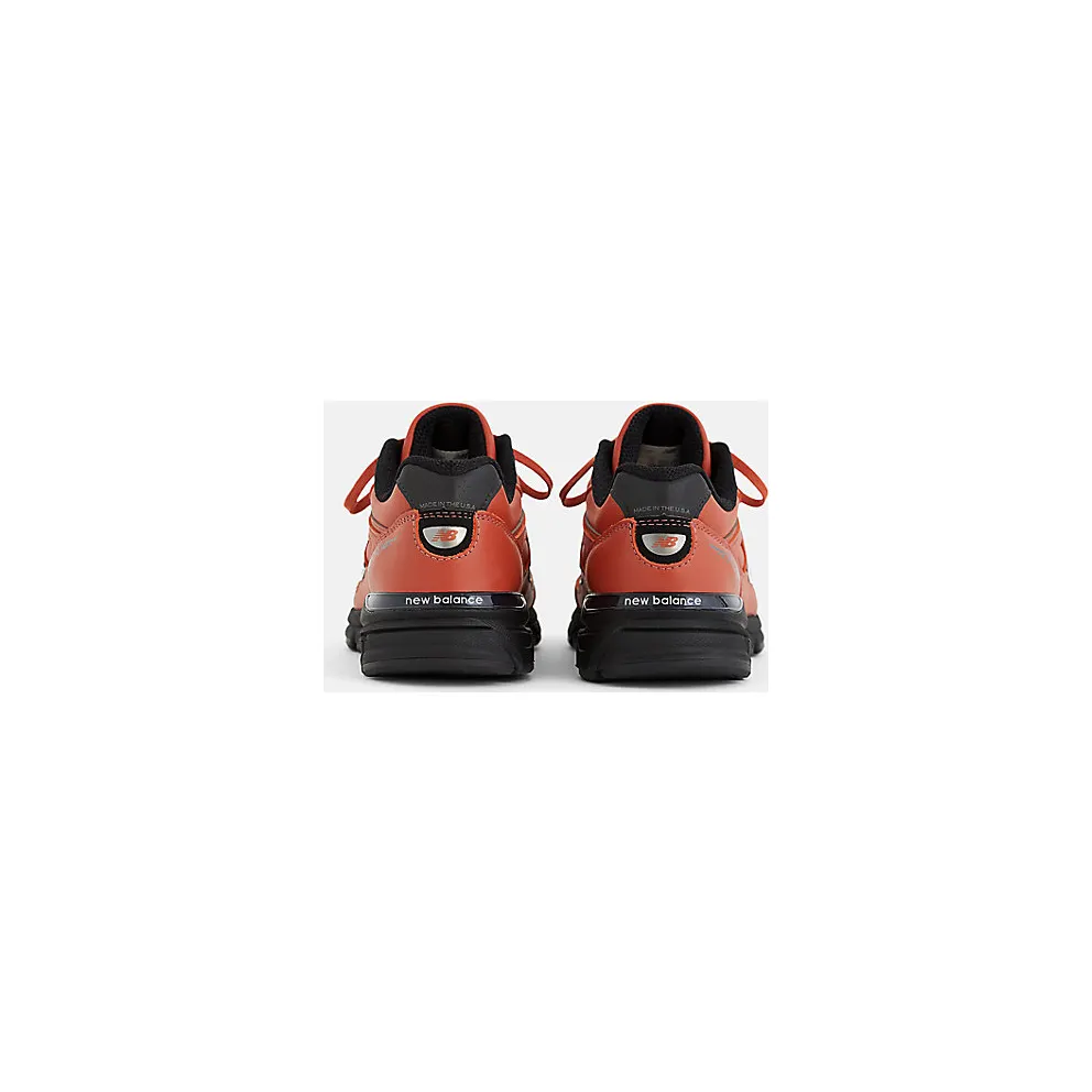 New Balance 990V4 MADE IN USA “TEDDY SANTIS – MAHOGANY BLACK” (U990RB4)
