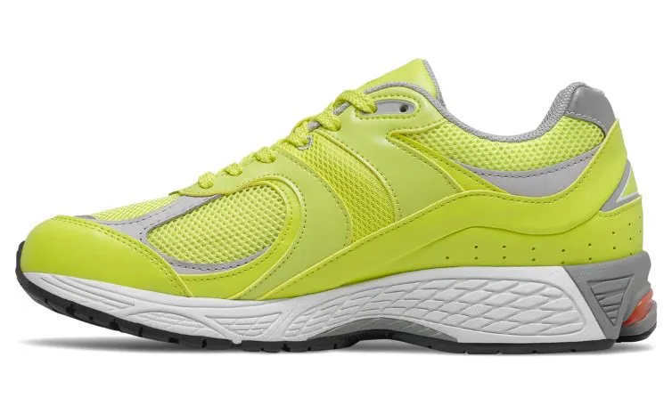 new-balance-2002r M2002RLC