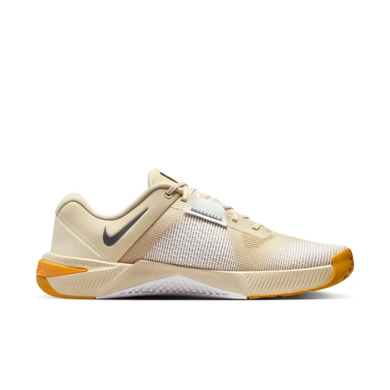 Nike Metcon 10 “Light Khaki Gold Leaf Grey” (HJ1875-201)