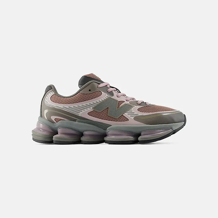 New Balance 2000 “Lunar New Year – Earth Shadow” (U20002T8)