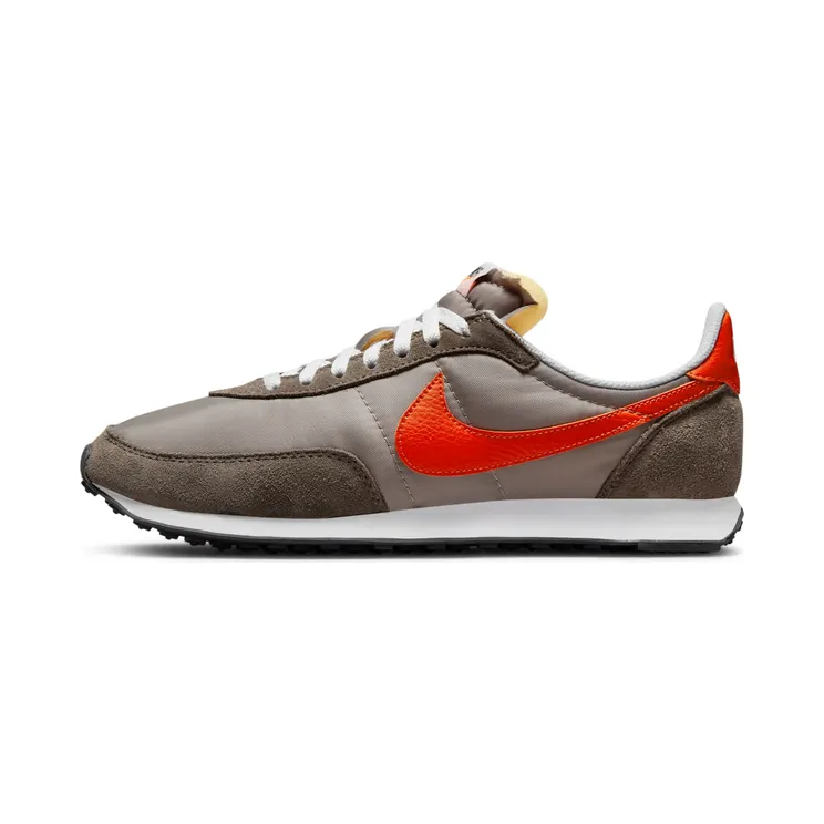 Nike Waffle Trainer 2 “Moon Fossil / Ironstone / Sail / Team Orange” (DH1349-002)
