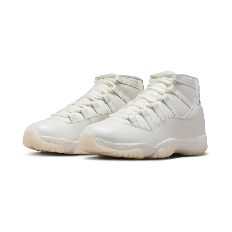 air-jordan-11 AR0715-110