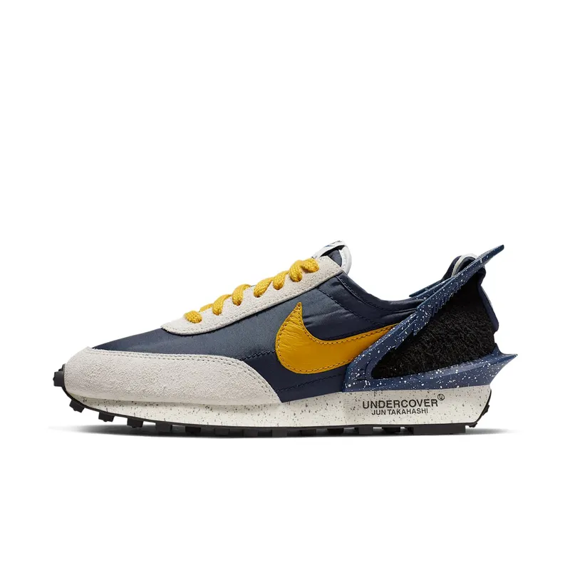 Nike  Daybreak Undercover Obsidian (W) Obsidian/Gold Dart-Sail (CJ3295-400)
