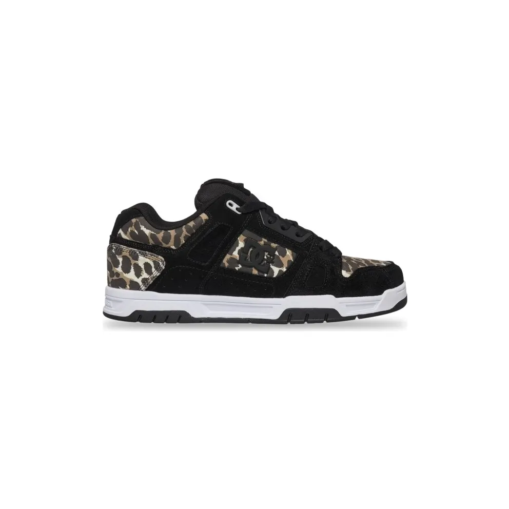 DC Stag “Black” (320188CHE)