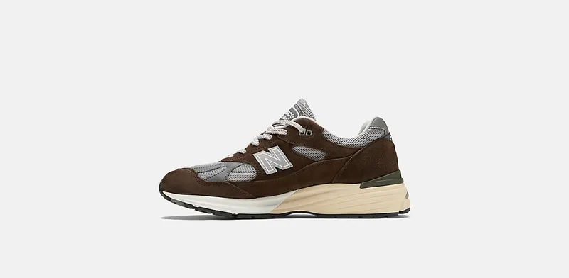 New Balance 991v2 “MiUK Slate Black Alloy” (U991BG2)