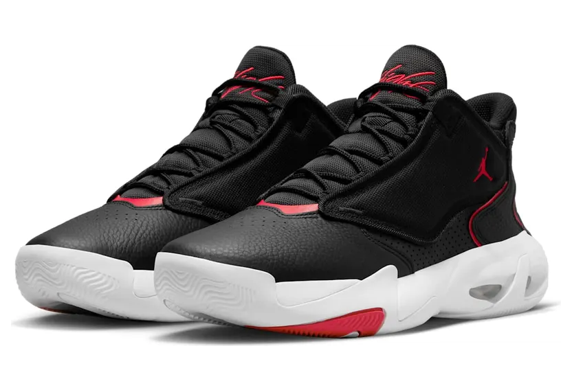 air-jordan-max-aura DN3687-006