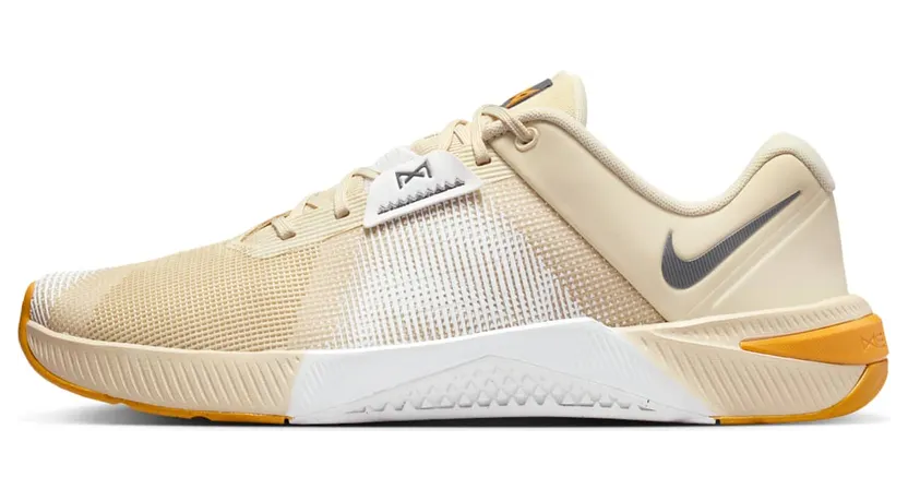 Nike Metcon 10 “Light Khaki Gold Leaf Grey” (HJ1875-201)