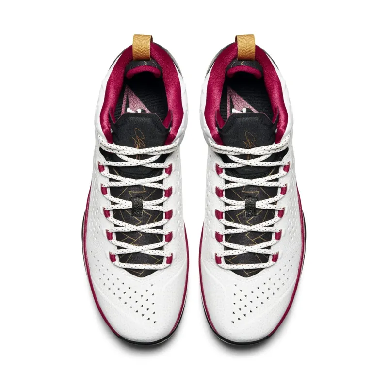 Jordan  Melo M11 X-Mas (2014)  (718450-125)