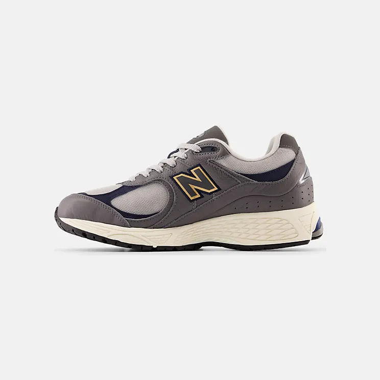 new-balance-2002r M2002RHP