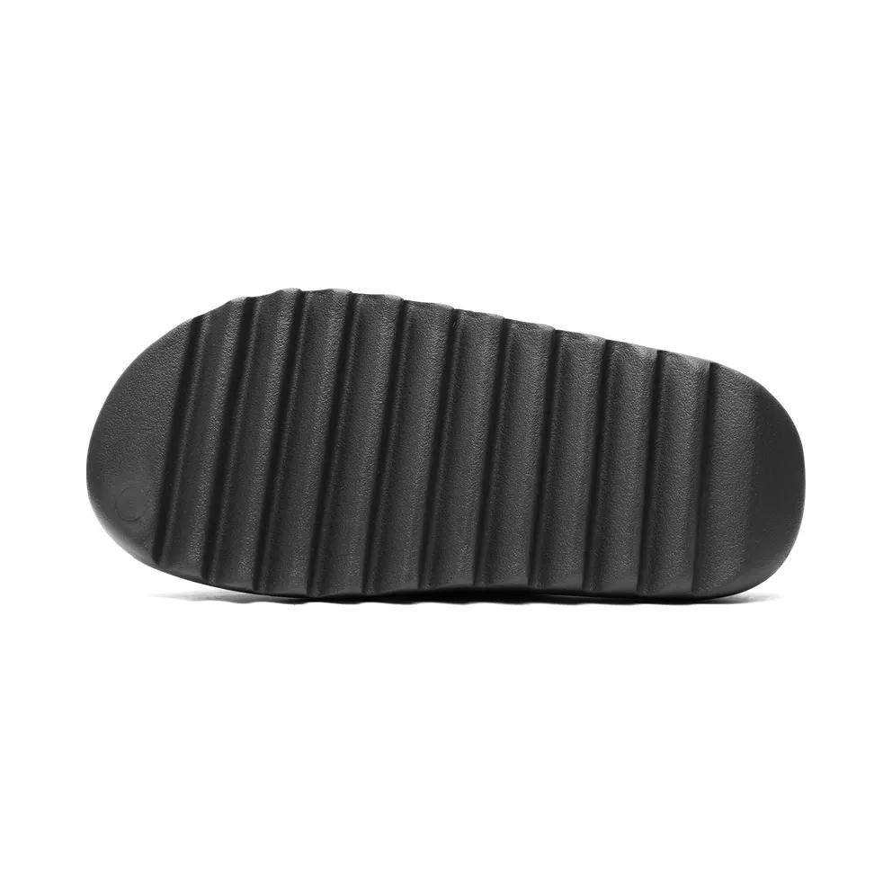 Yeezy Slide “Dark Onyx” (ID5103)