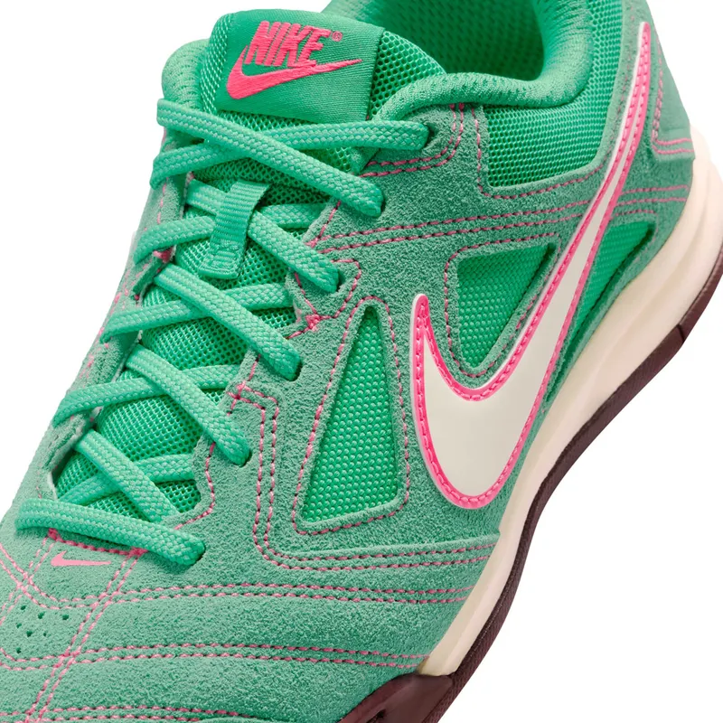 nike-gato II7085-301