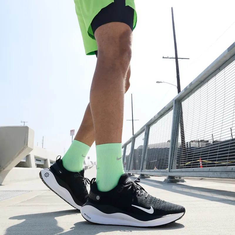 Nike ReactX Infinity Run 4 “Black White” (DR2665-001)