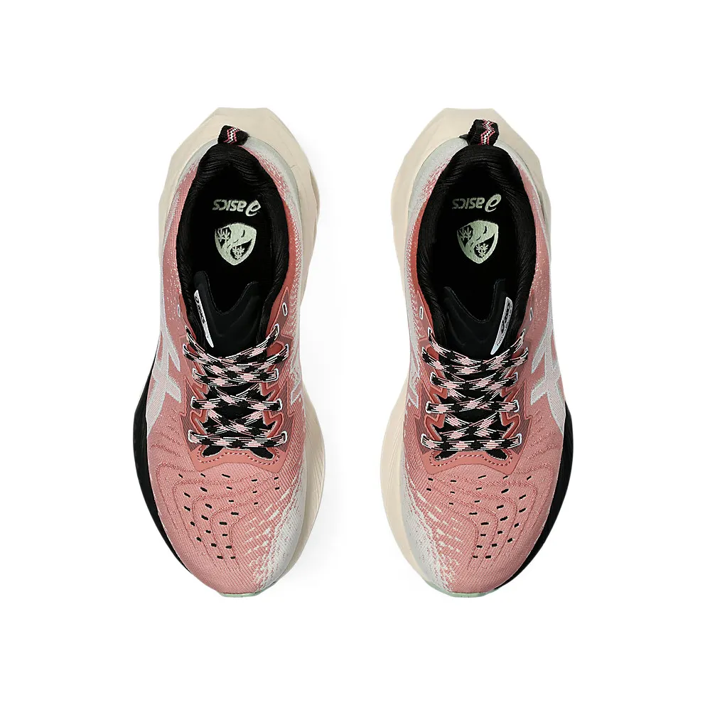 Asics Novablast 4 Tr Nature Bathing/Rose Rouge (1012B654.250)
