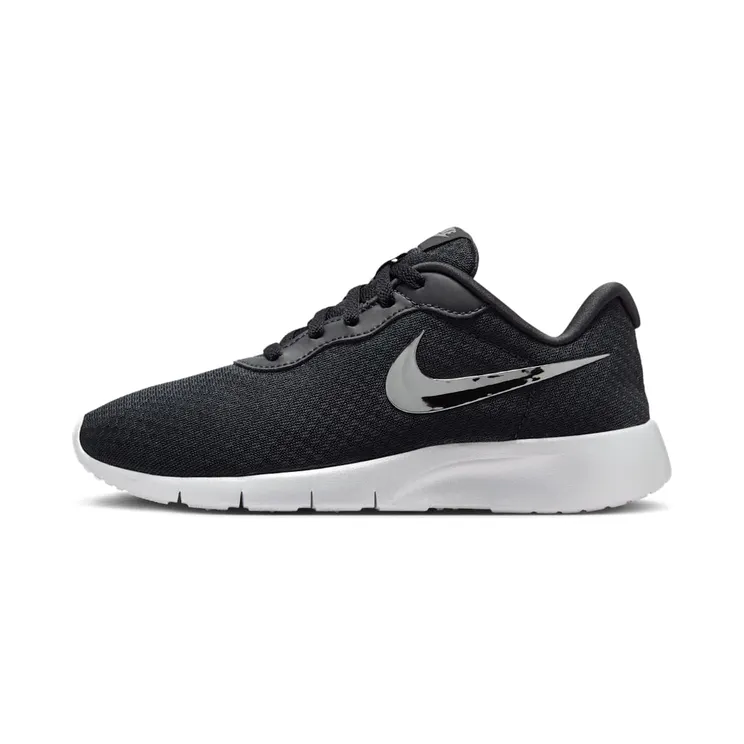 Nike Tanjun SE EasyOn “Black / Smoke Grey / Photon Dust / Metallic Silver” (FZ1017-001)