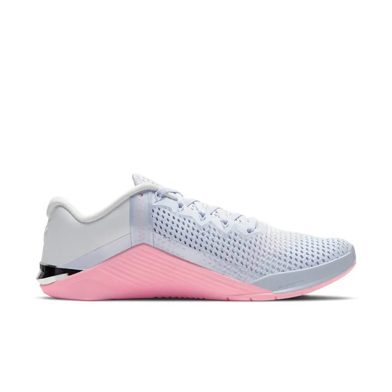 Nike Metcon 6 Football Grey Arctic Punch (AT3160-001)