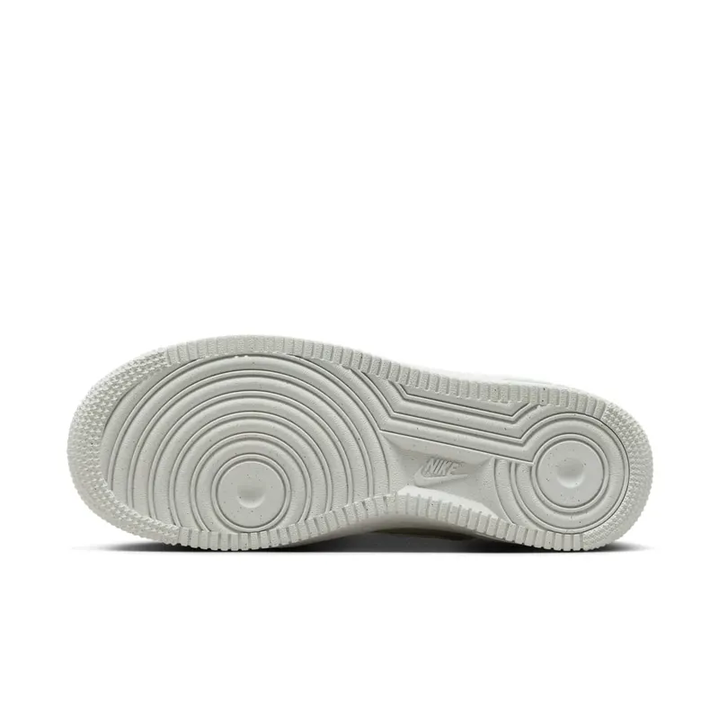 Nike Air Force 1’07 LX (white / light smoke grey / photon dust/ white) – DZ2708-102