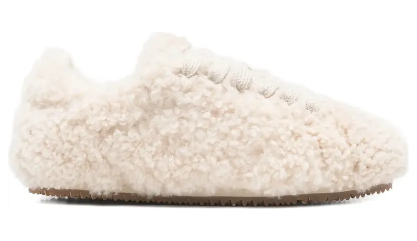 Axel Arigato Tact Runner mit Shearling Nude (F3669002BG)