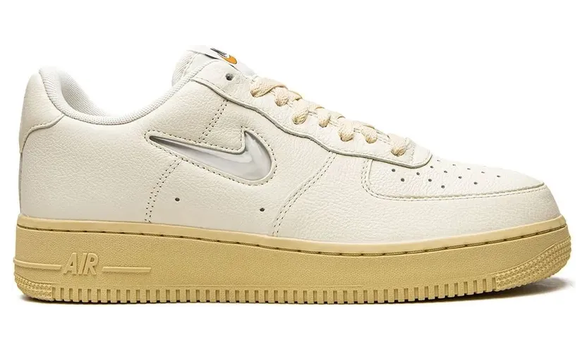 nike-air-force DO9456