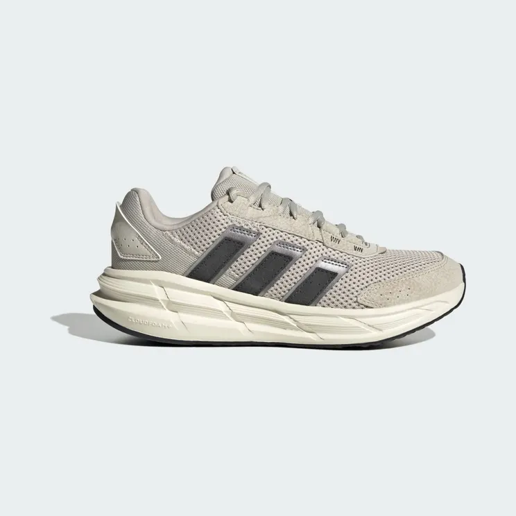 adidas Astrastar “Beige / Carbon / Iron Metallic” (JQ6089)