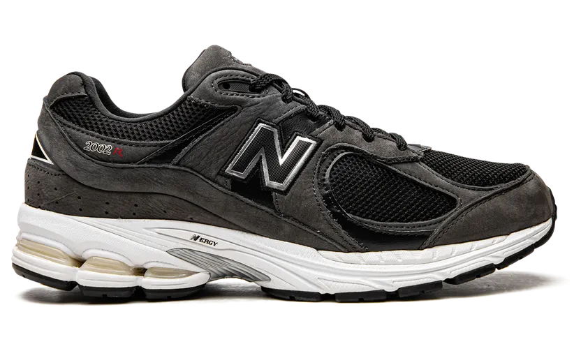 new-balance-2002r ML2002RB