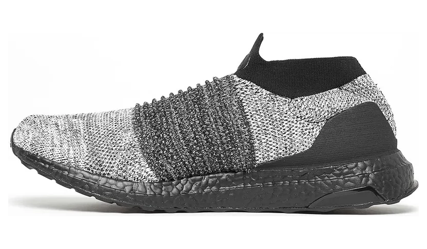 adidas Ultra Boost Laceless Mid Black Oreo