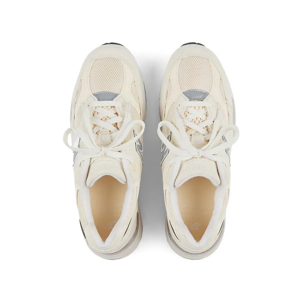 New Balance 992 “Made in USA – Calcium Raw Cashew” (U992MC)