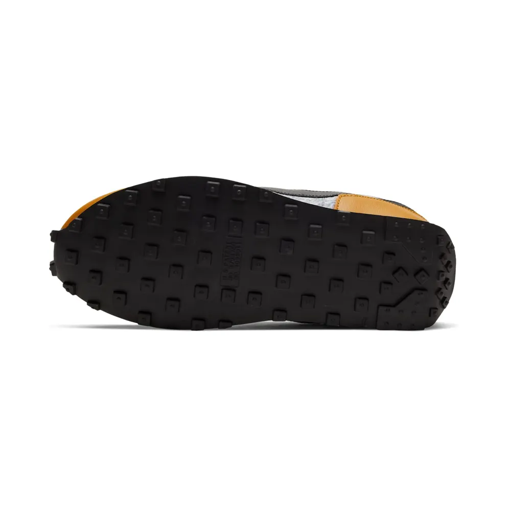 Nike WMNS Daybreak University Red Gold Suede (2020) (CQ7619-700)