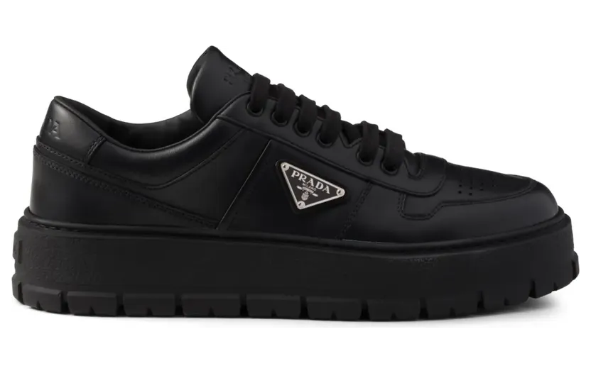 Prada Sneakers aus Leder – Schwarz (2EG452FG0003LEM)