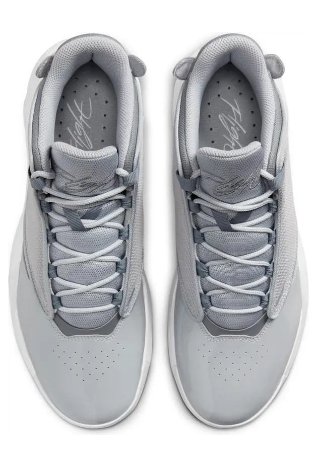 air-jordan-max-aura DN3687-005