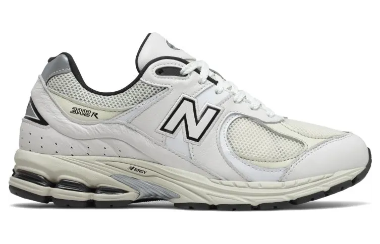 New Balance 2002R ML2002RQ