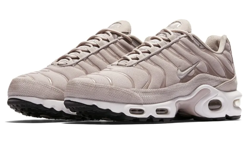 Nike Air Max Plus TN Premium Moon Pumice (848891-200)